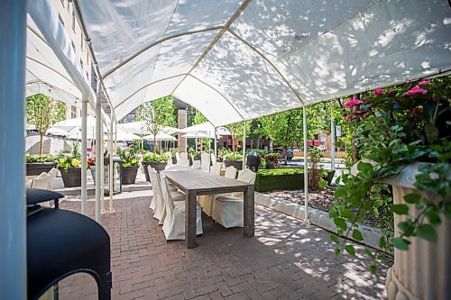 MIKAELA MACKENZIE / WINNIPEG FREE PRESS

The new Sunset Terrace and Bar today, a first-ever patio for the Fort Garry Hotel, on their opening day in Winnipeg on Wednesday, June 30, 2021. For JS story.
Winnipeg Free Press 2021.