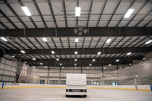 ALEX LUPUL / WINNIPEG FREE PRESS  

The zamboni at the Niverville Community Resource & Recreation Centre is photographed on Thursday, July 1, 2021.

Reporter: Mike Sawatzky