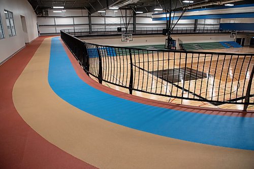 ALEX LUPUL / WINNIPEG FREE PRESS  

The running track at the Niverville Community Resource & Recreation Centre is photographed on Thursday, July 1, 2021.

Reporter: Mike Sawatzky