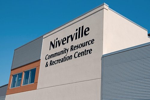 ALEX LUPUL / WINNIPEG FREE PRESS  

The exterior of the Niverville Community Resource & Recreation Centre is photographed on Thursday, July 1, 2021.

Reporter: Mike Sawatzky