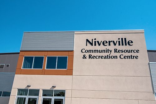 ALEX LUPUL / WINNIPEG FREE PRESS  

The exterior of the Niverville Community Resource & Recreation Centre is photographed on Thursday, July 1, 2021.

Reporter: Mike Sawatzky