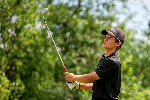 ALEX LUPUL / WINNIPEG FREE PRESS  

Braxton Kuntz hits a shot at the Golf Manitoba Junior Men's Championship at the Shilo Country Club in Shilo on Wednesday, July 7, 2021.

Reporter: Joseph Bernacki