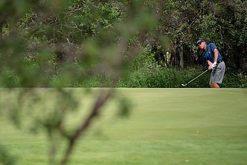 ALEX LUPUL / WINNIPEG FREE PRESS  

Jordon McDonald hits a shot onto the green at the Golf Manitoba Junior Men's Championship at the Shilo Country Club in Shilo on Wednesday, July 7, 2021.

Reporter: Joseph Bernacki