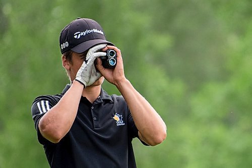 ALEX LUPUL / WINNIPEG FREE PRESS  

Braxton Kuntz check the yardage at the Golf Manitoba Junior Men's Championship at the Shilo Country Club in Shilo on Wednesday, July 7, 2021.

Reporter: Joseph Bernacki