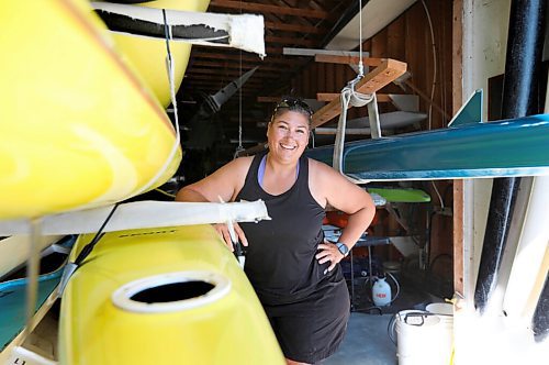 RUTH BONNEVILLE / WINNIPEG FREE PRESS
Local - Volunteer
Barb Miller volunteers her time coaching both canoeing and kayaking at the Manitoba Canoe and Kayak Centre.
See Aaron Epp column.
July 08, 2021