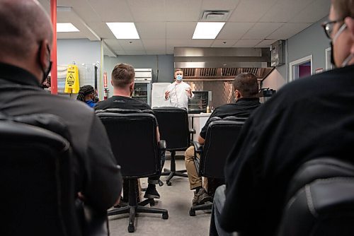 ALEX LUPUL / WINNIPEG FREE PRESS  

Chef Travis Mogens Petersen speaks at Russell-Hendrix in Winnipeg on Tuesday, July 6, 2021. Petersen has been travelling across the country, teaching other chefs how to cook with cannabis.

Reporter: Eva Wasney