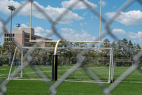 ALEX LUPUL / WINNIPEG FREE PRESS  

The University of Manitoba's outdoor football field, located next to the Manitoba Soccer Association, is photographed on Friday, July 9, 2021. The Winnipeg Blue Bombers will begin their training camp at the field on Saturday.