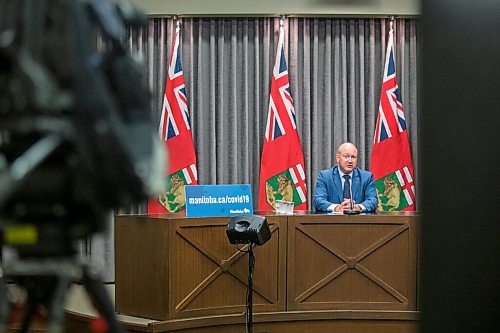 MIKAELA MACKENZIE / WINNIPEG FREE PRESS

Dr. Brent Roussin, chief provincial public health officer, gives his daily COVID-19 update at the Manitoba Legislative Building in Winnipeg on Monday, July 12, 2021. For --- story.
Winnipeg Free Press 2021.