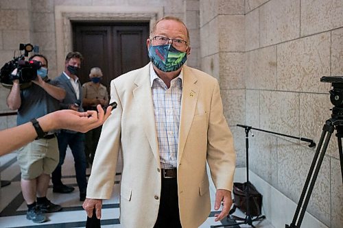 MIKAELA MACKENZIE / WINNIPEG FREE PRESS

PC MLA Ralph Eichler leaves a cabinet meeting at the Manitoba Legislative Building in Winnipeg on Wednesday, July 14, 2021. For Dylan story.
Winnipeg Free Press 2021.