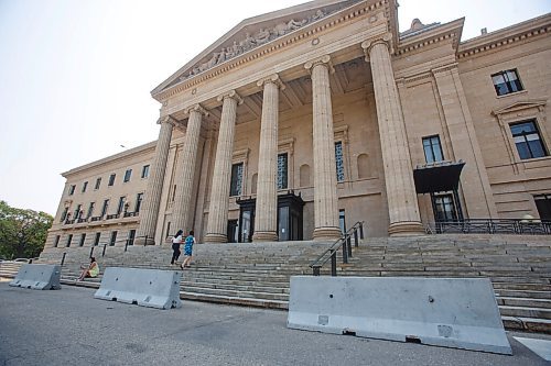 MIKE DEAL / WINNIPEG FREE PRESS
Concrete barriers now sit at the bottom of the stairs at the front entrance to the Manitoba Legislative building. The extra security comes after a man drove his pickup truck onto the front steps on July 7th.
210715 - Thursday, July 15, 2021.