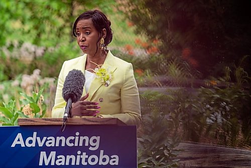 ALEX LUPUL / WINNIPEG FREE PRESS  

Mental Health, Wellness and Recovery Minister Audrey Gordon speaks at a press conference on Monday, July 19, 2021.