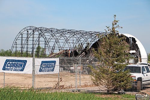 Canstar Community News Buildings at 2595 McGillivray Blvd. are completely destroyed after the June 30 fire. (GABRIELLE PICHÉ/CANSTAR COMMUNITY NEWS/HEADLINER)