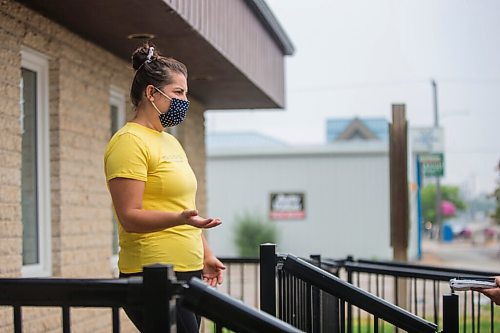 MIKAELA MACKENZIE / WINNIPEG FREE PRESS

Sara Matwychuk, owner of Talk to the Tail dog daycare in Niverville, speaks to the Free Press on Wednesday, July 21, 2021. For Cody story.
Winnipeg Free Press 2021.