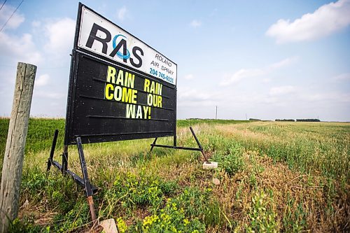 MIKAELA MACKENZIE / WINNIPEG FREE PRESS

Signage north of Morden on Thursday, July 22, 2021. For Kevin Rollason story.
Winnipeg Free Press 2021.