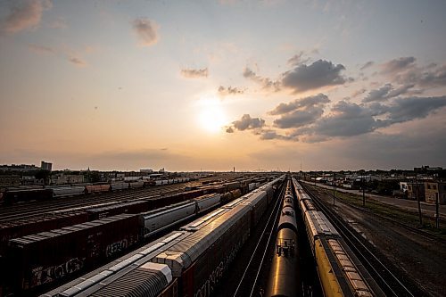 MIKE SUDOMA / Winnipeg Free Press
The sunsets over the Canadian Pacific rail yards as seen from Slaw Rebchuk Bridge Thursday evening
July 22, 2021