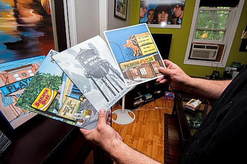 MIKE SUDOMA / Winnipeg Free Press
Artist, Ken Hodgert, shows off three of his best selling prints Thursday.
July 22, 2021