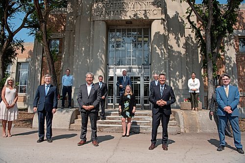 ALEX LUPUL / WINNIPEG FREE PRESS  

A group of Manitoba politicians gather for a group photo at the North End Water Pollution Control Centre in Winnipeg following an infrastructure funding announcement on Thursday, July 22, 2021.