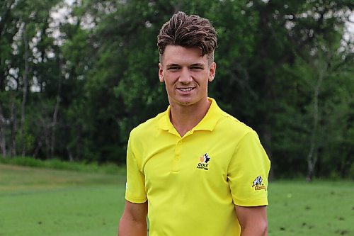 Canstar Community News Braxton Kuntz, 17, will attend university in Louisiana on a golf scholarship this fall. He won the two biggest golf championships in Manitoba this July. (GABRIELLE PICHÉ/CANSTAR COMMUNITY NEWS/HEADLINER)