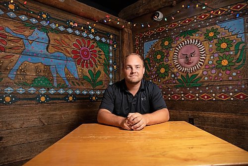 ALEX LUPUL / WINNIPEG FREE PRESS  

Daniel Henry, owner of Carlos and Murphy's, is photographed at the Winnipeg restaurant on Tuesday, July, 27, 2021.

Reporter: Gabrielle Piche