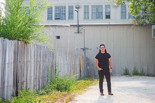 MIKAELA MACKENZIE / WINNIPEG FREE PRESS

Darian McKinney poses for a portrait on the site of the St. Boniface Industrial School (this would have been the location of the main building) in Winnipeg on Thursday, July 29, 2021. For Dylan story.
Winnipeg Free Press 2021.