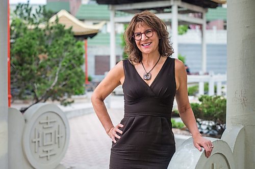 MIKAELA MACKENZIE / WINNIPEG FREE PRESS

Alison Marshall, volunteers her time in a variety of capacities with Winnipeg's Chinese community, poses for a portrait at the Winnipeg Cultural Centre garden in Winnipeg on Friday, July 30, 2021. For Aaron Epp story.
Winnipeg Free Press 2021.