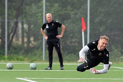 ALEX LUPUL / WINNIPEG FREE PRESS  

Valour FC goalkeeper Jonathan Sirois is photographed during practice at St. Vital Memorial Park in Winnipeg on Friday, July, 30, 2021.