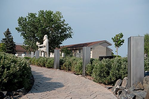 ALEX LUPUL / WINNIPEG FREE PRESS  

The Gimli Viking Statue and the newly renovated Viking Park are photographed on Friday, July, 30, 2021.