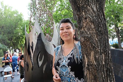RUTH BONNEVILLE / WINNIPEG FREE PRESS

Standup  or Arts 

Official launch of KC Adams public art installation 
 

Photo of artist KC Adams at the unveiling of her public  art installation examining reconciliation, at a formal opening on the 150th anniversary of the signing of Treaty 1  at The Forks (near the Gandhi statue), Monday. 



Aug 3, 2021
