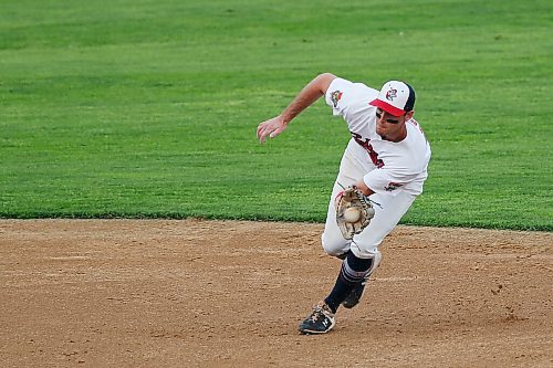 JOHN WOODS / WINNIPEG FREE PRESS
Goldeyes short stop, Wes Darvill, catches at Winnipeg Goldeyes game against the Sioux City Explorers Tuesday, August 3, 2021. 

Reporter: SAwtzky