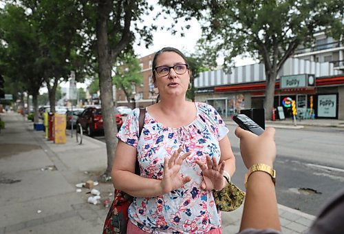 RUTH BONNEVILLE / WINNIPEG FREE PRESS

Local - Street on mask change

Photo of Chandra Mayor  answering questions.

Stopped people on Sherbrook to ask their opinion.


Aug 4, 2021
