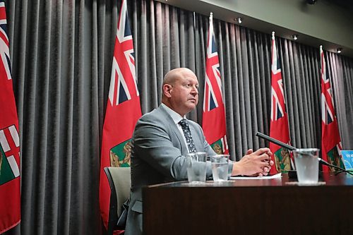 RUTH BONNEVILLE / WINNIPEG FREE PRESS

LOCAL -  Safe Return to School plan

Dr. Brent Roussin, chief provincial public health officer answers questions from the media regarding the upcoming school year with Education Minister Cliff Cullen at the Legislative Building, Thursday. 

Aug 5 2021
