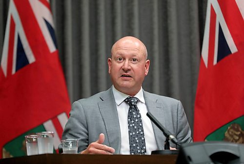 RUTH BONNEVILLE / WINNIPEG FREE PRESS

LOCAL -  Safe Return to School plan

Dr. Brent Roussin, chief provincial public health officer answers questions from the media regarding the upcoming school year with Education Minister Cliff Cullen at the Legislative Building, Thursday. 

Aug 5 2021
