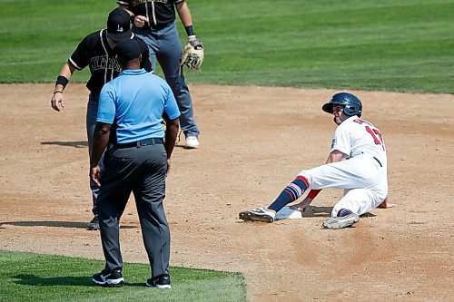 JOHN WOODS / WINNIPEG FREE PRESS
Winnipeg Goldeyes' Wes Darvill (10) looks back at the umpire after getting tagged out at second by a Milwaukee Milkmen in Winnipeg Sunday, August 8, 2021.

