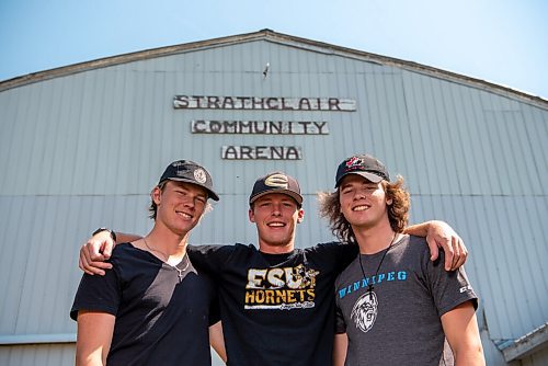 ALEX LUPUL / WINNIPEG FREE PRESS  

From left, Morgan, Noah and Conor Geekie are photographed outside of Strathclair Community Arena on Sunday, August 8, 2021.

