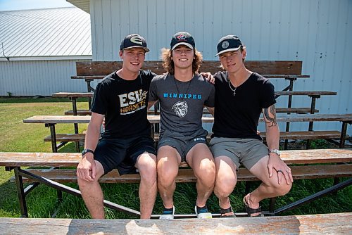 ALEX LUPUL / WINNIPEG FREE PRESS  

From left, Noah, Conor and Morgan Geekie are photographed outside of Strathclair Community Arena on Sunday, August 8, 2021.

