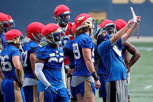 JOHN WOODS / WINNIPEG FREE PRESS
Winnipeg Blue Bombers defence at practice in Winnipeg Tuesday, August 10, 2021. 
