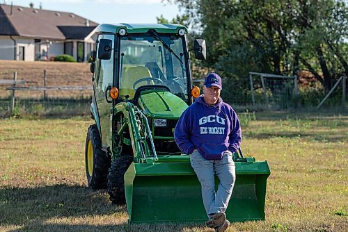 ALEX LUPUL / WINNIPEG FREE PRESS  

Craig Whitman is photographed in Howden on Wednesday, August 11, 2021.

Reporter: Janine LeGal