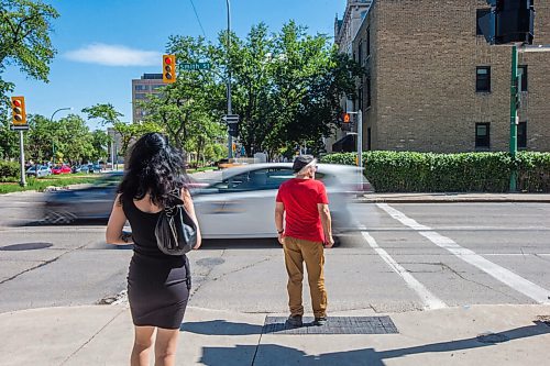 MIKAELA MACKENZIE / WINNIPEG FREE PRESS

The intersection of Broadway and Smith, where a pedestrian was struck by a 5-ton truck and later succumbed to her injuries, in Winnipeg on Wednesday, Aug. 11, 2021. For --- story.
Winnipeg Free Press 2021.