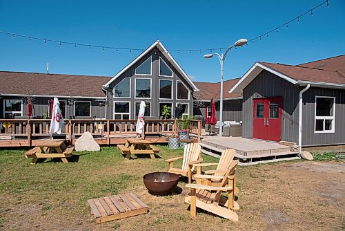 ALEX LUPUL / WINNIPEG FREE PRESS  

Springhill Sports Park's beer garden is photographed on August 13, 2021. 

Reporter: Eva Wasney