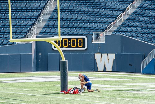 ALEX LUPUL / WINNIPEG FREE PRESS  

The Winnipeg Blue Bombers' Nick Hallett (21) is photographed during practice at IG Field on August 18, 2021.