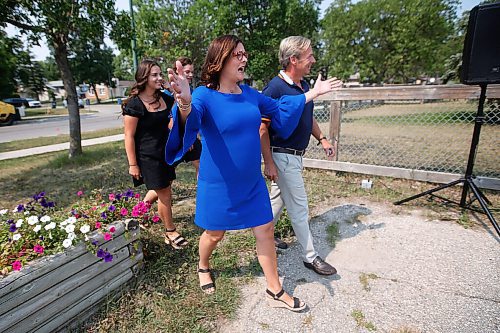 JOHN WOODS / WINNIPEG FREE PRESS
PC MLA Heather Stefanson and her family walk up to a press conference and greets her supporters at South Winnipeg Community Centre in Winnipeg Wednesday, August 18, 2021. Stefanson announced that she will be running to be premier and leader of the Manitoba PC party.

Reporter: ?