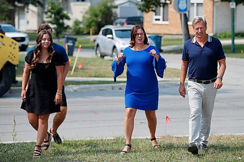 JOHN WOODS / WINNIPEG FREE PRESS
PC MLA Heather Stefanson and her family walk up to a press conference and greets her supporters at South Winnipeg Community Centre in Winnipeg Wednesday, August 18, 2021. Stefanson announced that she will be running to be premier and leader of the Manitoba PC party.

Reporter: ?