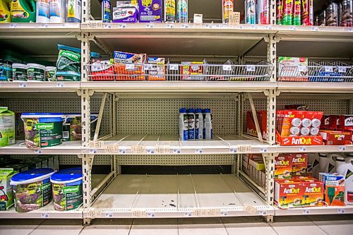 MIKAELA MACKENZIE / WINNIPEG FREE PRESS

The near cleaned-out shelves of wasp deterrents at Canadian Tire in Winnipeg on Wednesday, Aug. 18, 2021.  For Cody story.
Winnipeg Free Press 2021.