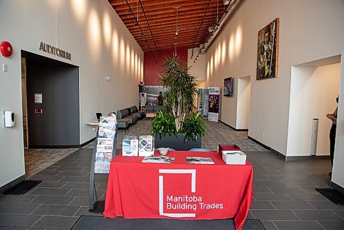 ALEX LUPUL / WINNIPEG FREE PRESS  

Manitoba Building Trades Institute's atrium is photographed on August 18, 2021.