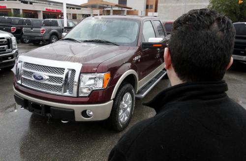 BORIS.MINKEVICH@FREEPRESS.MB.CA  100429 BORIS MINKEVICH / WINNIPEG FREE PRESS Money Makeover - DM wants to buy some toys, including a truck.