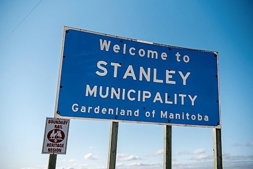 ALEX LUPUL / WINNIPEG FREE PRESS  

A welcome sign for the Municipality of Stanley is photographed outside of Winkler on August, 23, 2021.