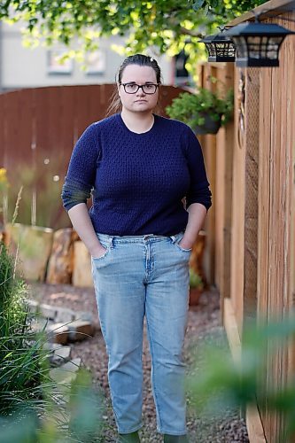 JOHN WOODS / WINNIPEG FREE PRESS
Kailynn Newediuk, who has not yet received her vaccination card, is photographed at her home in Winnipeg Wednesday, August 25, 2021. 

Reporter: Piche