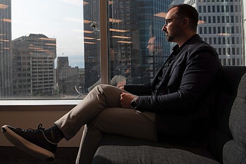 ALEX LUPUL / WINNIPEG FREE PRESS  

Grant White, a portfolio manager at Endeavour Wealth Management with IA Private Wealth, is photographed in Winnipeg on August, 26, 2021.