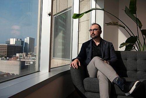 ALEX LUPUL / WINNIPEG FREE PRESS  

Grant White, a portfolio manager at Endeavour Wealth Management with IA Private Wealth, is photographed in Winnipeg on August, 26, 2021.