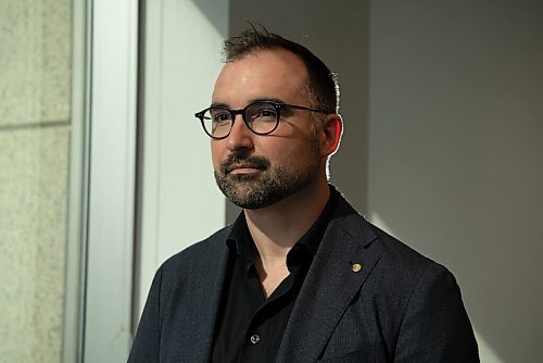 ALEX LUPUL / WINNIPEG FREE PRESS  

Grant White, a portfolio manager at Endeavour Wealth Management with IA Private Wealth, is photographed in Winnipeg on August, 26, 2021.